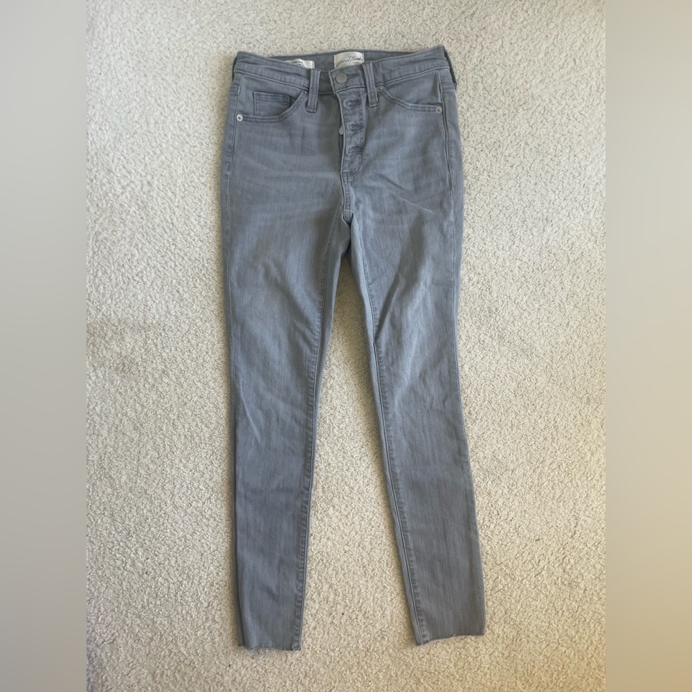 Universal thread jeans
